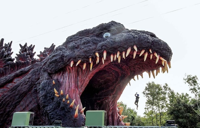 世界初1 1實物大飛索攻入哥斯拉大嘴巴 Kono 電子雜誌