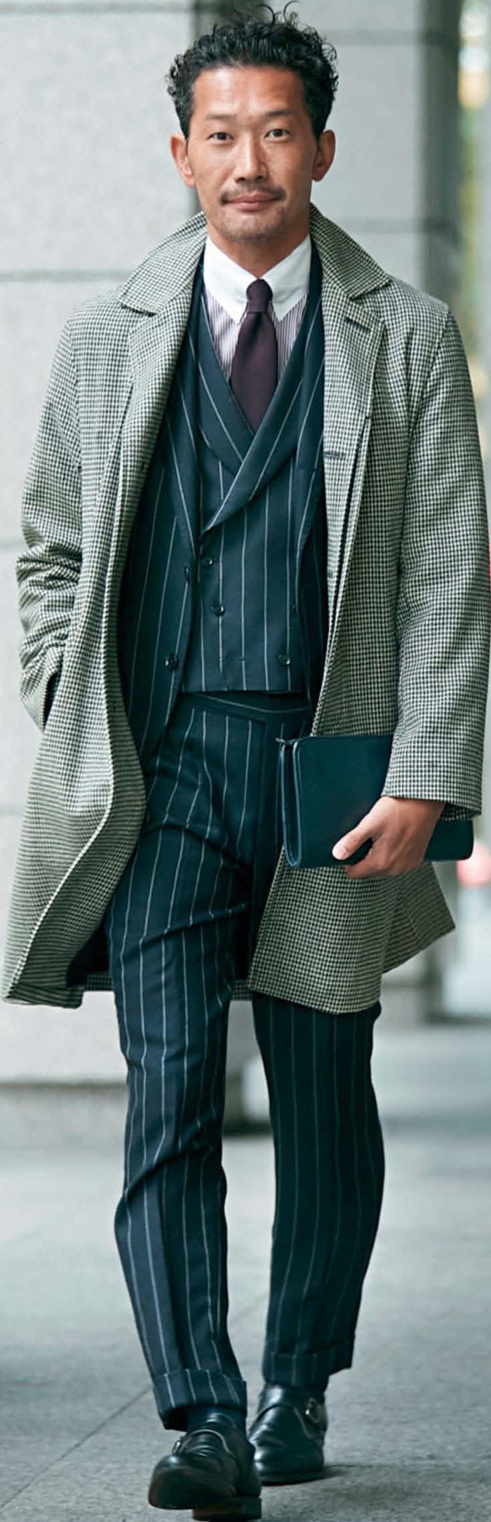 丸の内スタッフたちの通勤服をチェック Kono 電子雜誌