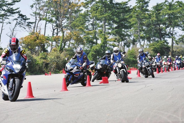 スズキの聖地竜洋コースでライテクレッスン Kono 電子雜誌 スズキの聖地竜洋コースでライテクレッスン Kono 電子雜誌